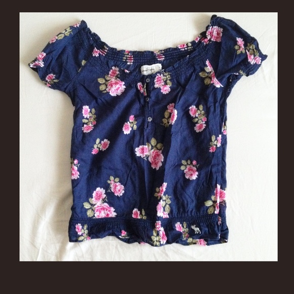 Abercrombie Kids flowery top. Size M. - Picture 1 of 4